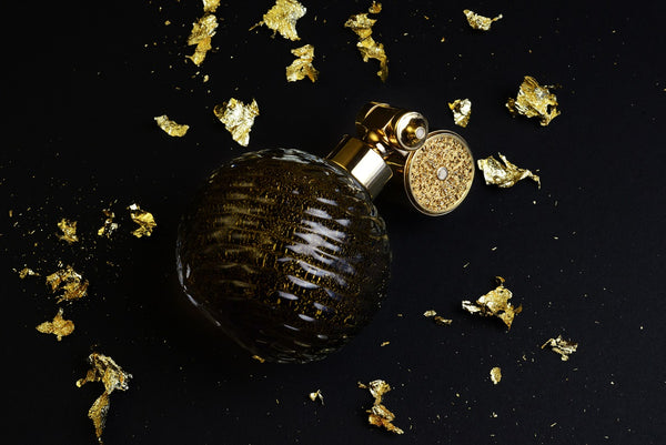 HOME COLLECTION: MURANO GLASS, GOLD PLATED ESCALE MOUNT, BLACK WITH INSERTED GOLD LEAFS